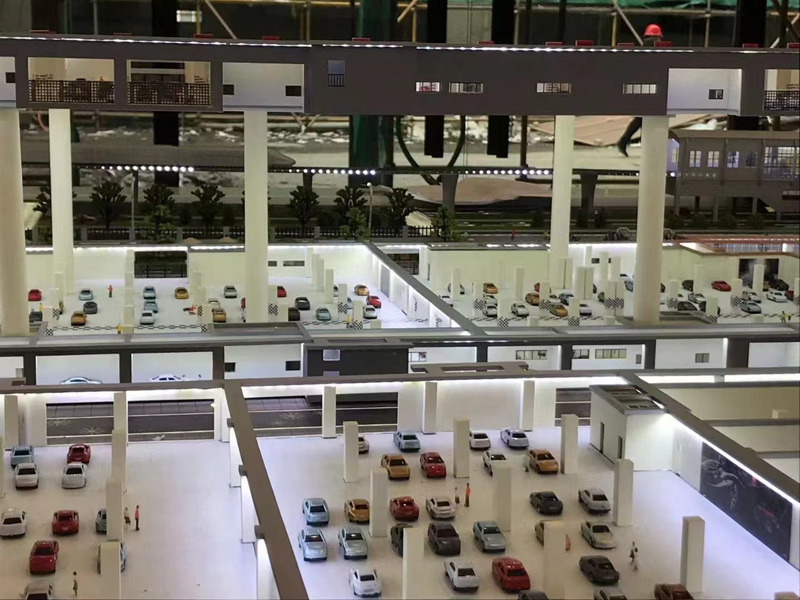 ���ͣ܇������ģ��ɳ�P